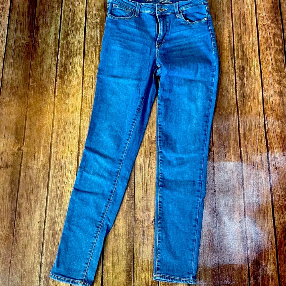 Jeans old navy rockstar midrise size  6